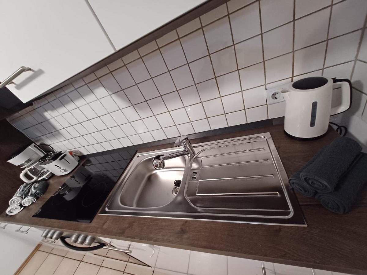 Ferienwohnung Neli Am Rhein Rheinbrohl Exteriör bild