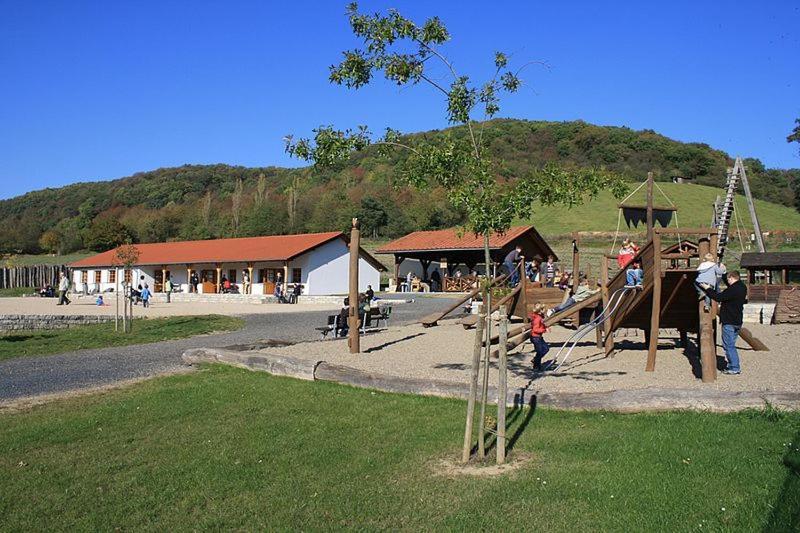 Ferienwohnung Neli Am Rhein Rheinbrohl Exteriör bild