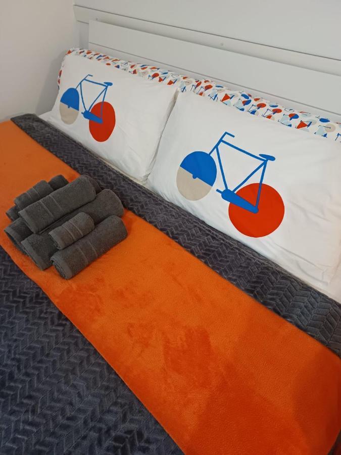Ferienwohnung Neli Am Rhein Rheinbrohl Exteriör bild