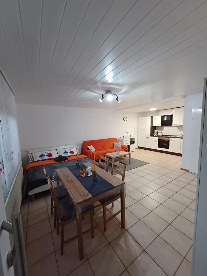 Ferienwohnung Neli Am Rhein Rheinbrohl Exteriör bild